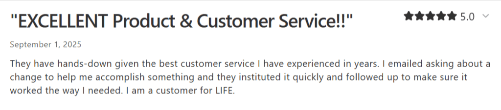 2 five-star reviews praising Youform for excellent product quality and lightning-fast customer service